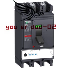 1 PC Schneider Electric LV432676 Compact NSX400F Micrologic 2.3 400 A - 3P 3D