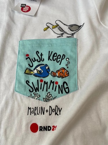 Comic Relief Size L Finding Nemo Marlin Dory Just Keep Swimming T-Shirt Top - Picture 12 of 12
