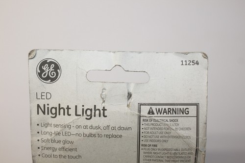 Genuine Original GE 11254 LED Night Light Soft Blue Glow Energy Efficient - Picture 2 of 2
