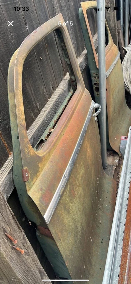 Campana y puertas Plymouth 48' Foto 2 de 4