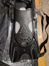Mask Fins Snorkeling Gear for Adults,4 in 1 Snorkel Set with S/M, BLACK
