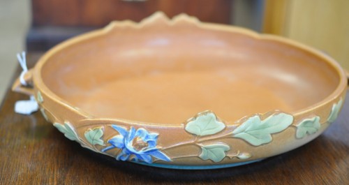 Vintage Roseville Pottery Columbine Pattern Console Bowl 11 Inch Round - Picture 4 of 13