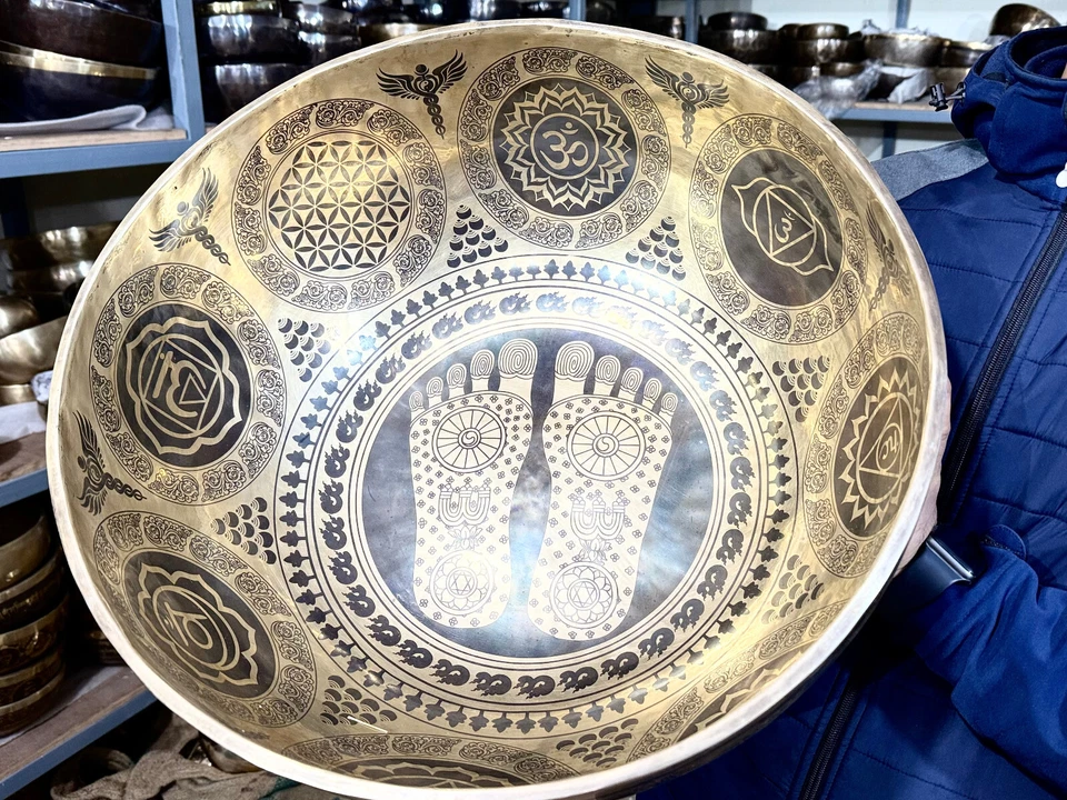 15"-24" Diameter Extra large Standing feet Healing Tibetan Singing Bowl - Image 2 of 4