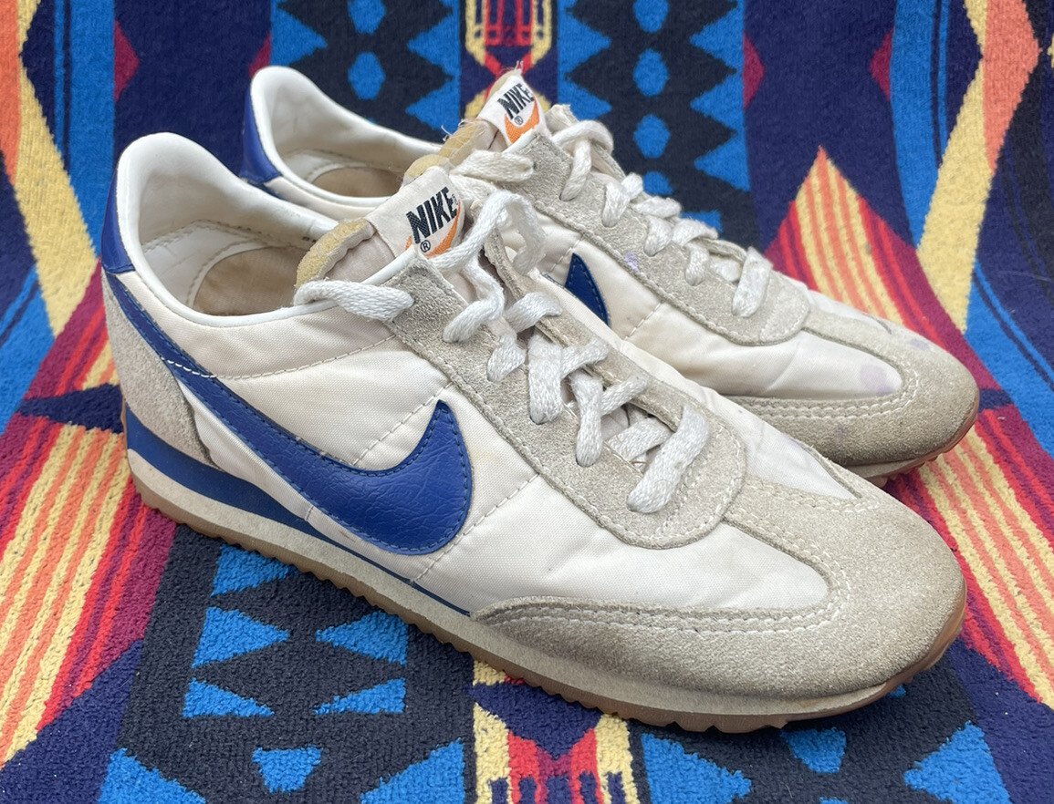 Vintage 1970's Nike Oceania Women's Shoes Sneakers White Vintage 1970's Nike Oceania Women's Shoes Sneakers White