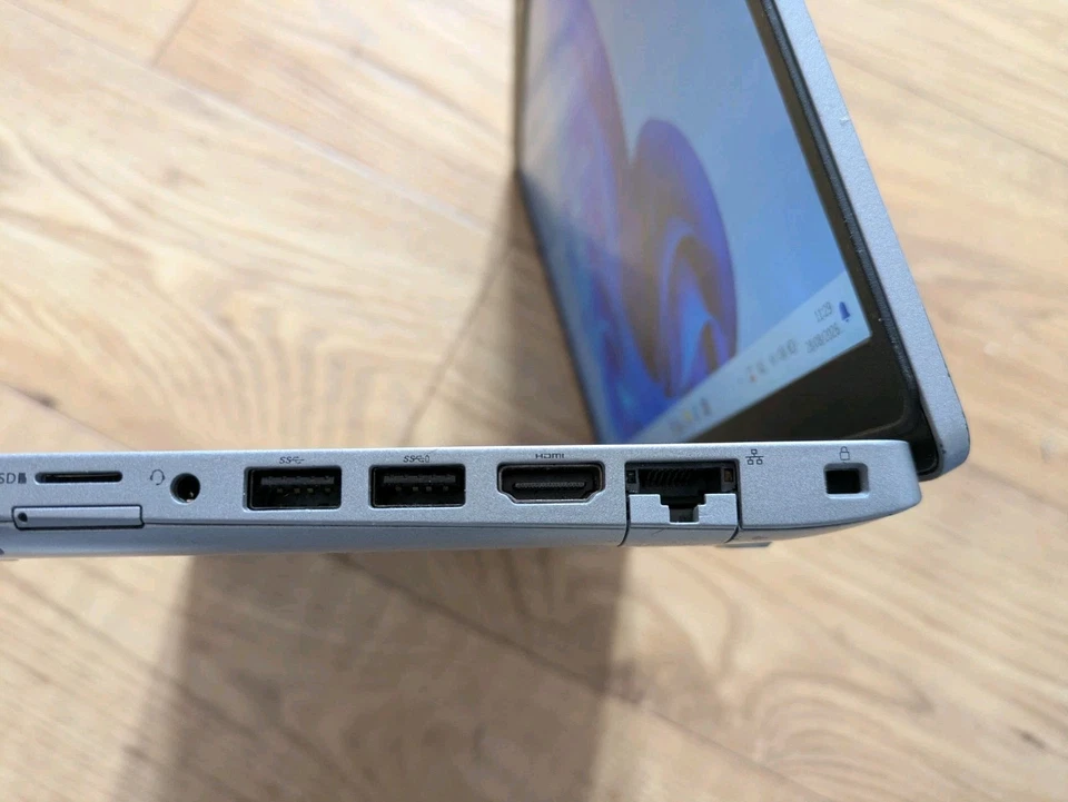 Dell Latitude 5410 · i5-10210U · 8GB · 256GB, photo 4 of 5