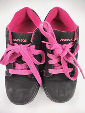 Youth Pink  Black Heelys Skater Shoes Skates Size 2 with wheels