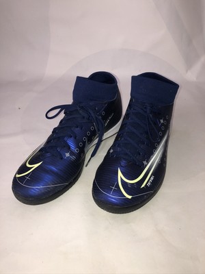 nike semi studs