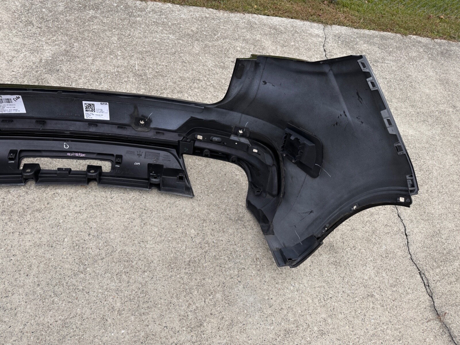 2019 2020 Maserati Levante GTS rear bumper  670103586  NO SHIPPING pick up only