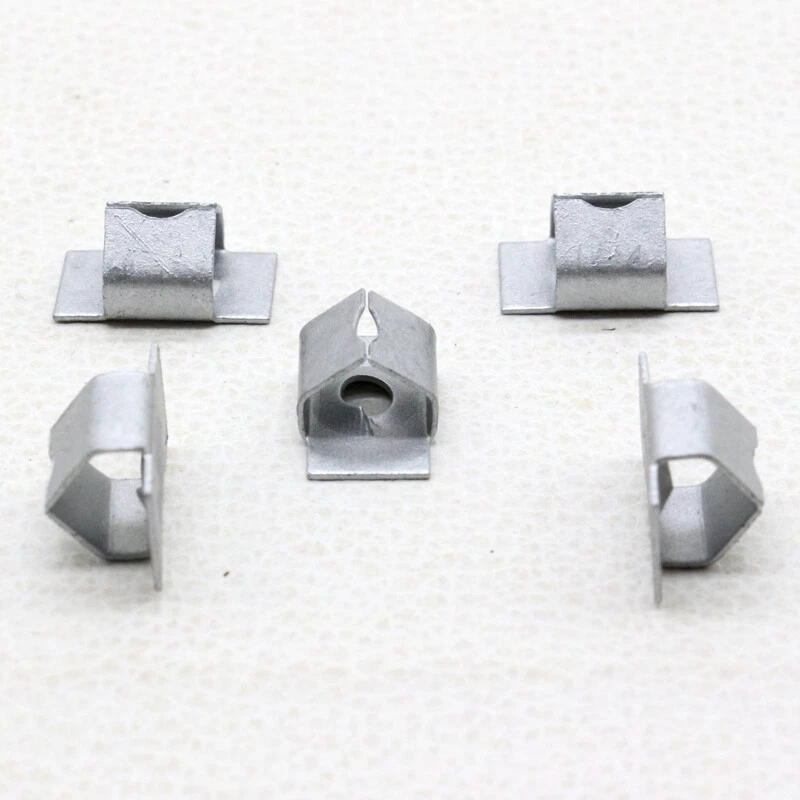 20 piezas clips de tuerca metálicos para puerta delantera trasera sujetador de retención para Volkswagen Passat Foto 2 de 4