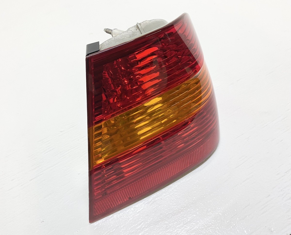 99-05 Genuine OEM BMW E46 325xi Right Passenger Tail Light