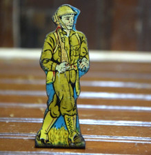 1930s MARX TIN LITHOGRAPHED TOY SOLDIER 3-1/2" TALL INFANTRY MAN WALKING RIFLE