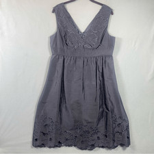 Adrianna Papell Gray Silk Blend V Neck Floral Embroidered Dress Size 12