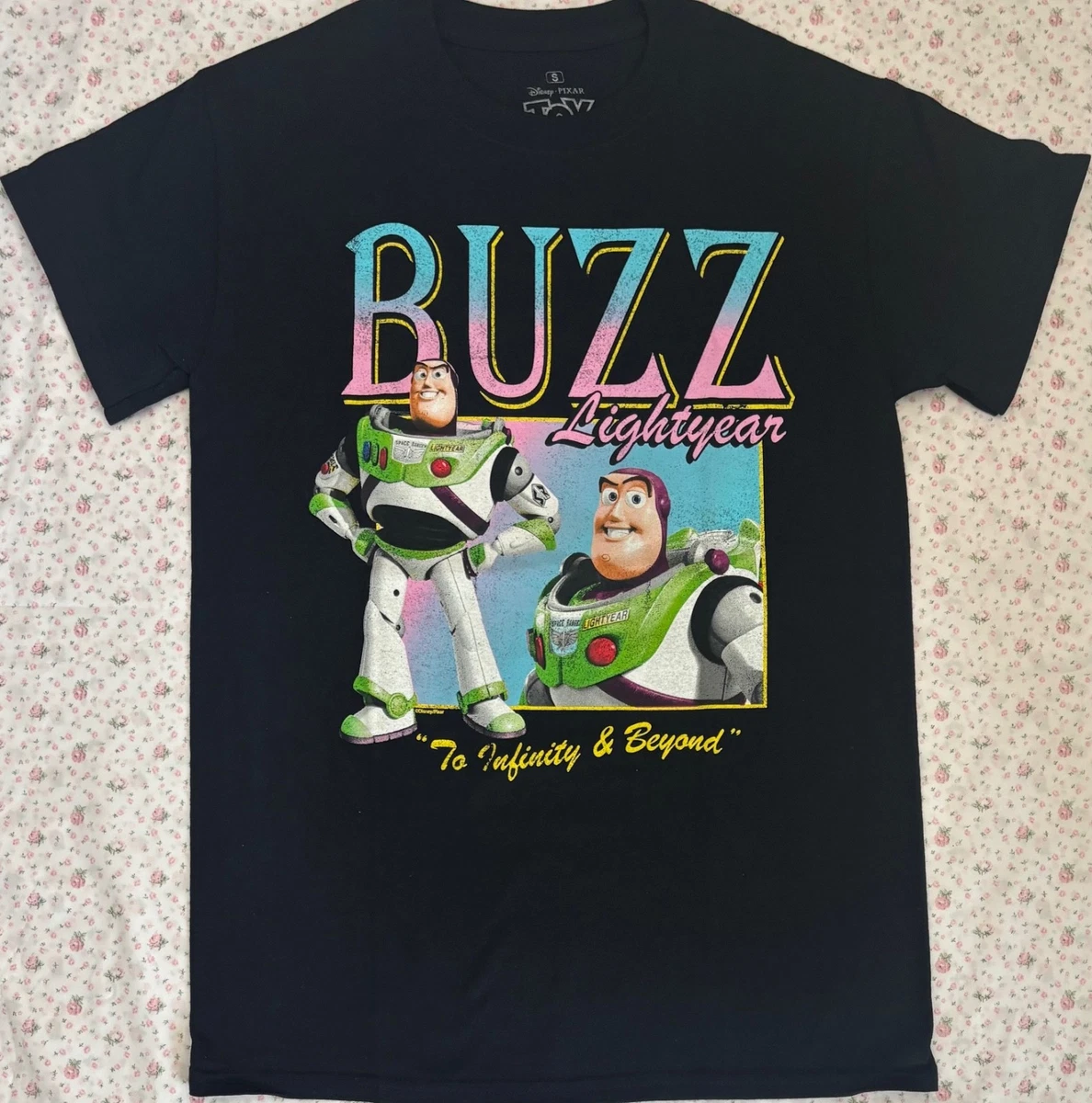 T-shirt Buzz Lightyear Boxe - Taille M - Édition Exclusive Qui Brille Dans Le Noir (Glow In The Dark)