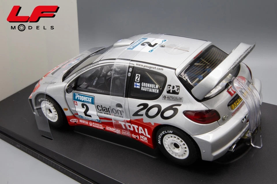 1:18 Peugeot 206 WRC Winner Rally New Zeland 2002 M. Gronholm - Autoart - Image 2 of 3