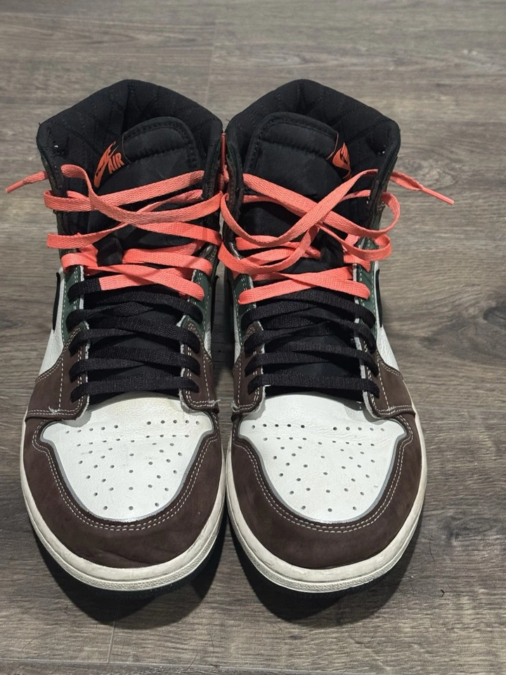 Jordan 1 Retro Alto OG “Hecho a Mano” - Marrón y Borgoña Foto 2 de 4