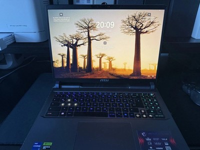 MSI Vector 16 HX A14V Intel i7 14650HX RTX 4080 2TB SSD