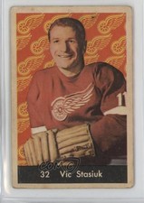 1961-62 Parkhurst Vic Stasiuk #32 14pi