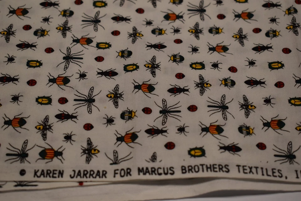 LOTE DE TELA 2 PIEZAS marcus brothers KAREN JARRAR dama insectos arañas 2 YD + Foto 2 de 3