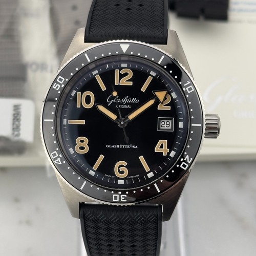 2025 Glashutte Original SeaQ Black Dial Dive Watch 1-39-11-06-80-33 Full Set +