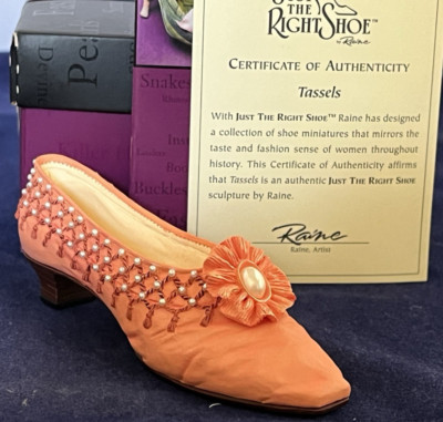 Just the Right Shoe ~ TASSELS ~  1999 ~ NIB ~ 25090 ~ Mint ~ COA
