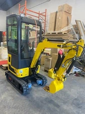 NEW Rippa 319 Cab with B&S Engine Rippa Excavator, Hydraulic thumb/Bucket