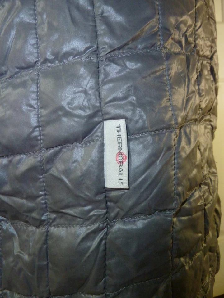 Chaqueta Abrigo The North Face Damas ThermoBall Eco Largo con Capucha Gris Ceniza Talla XS Foto 3 de 4