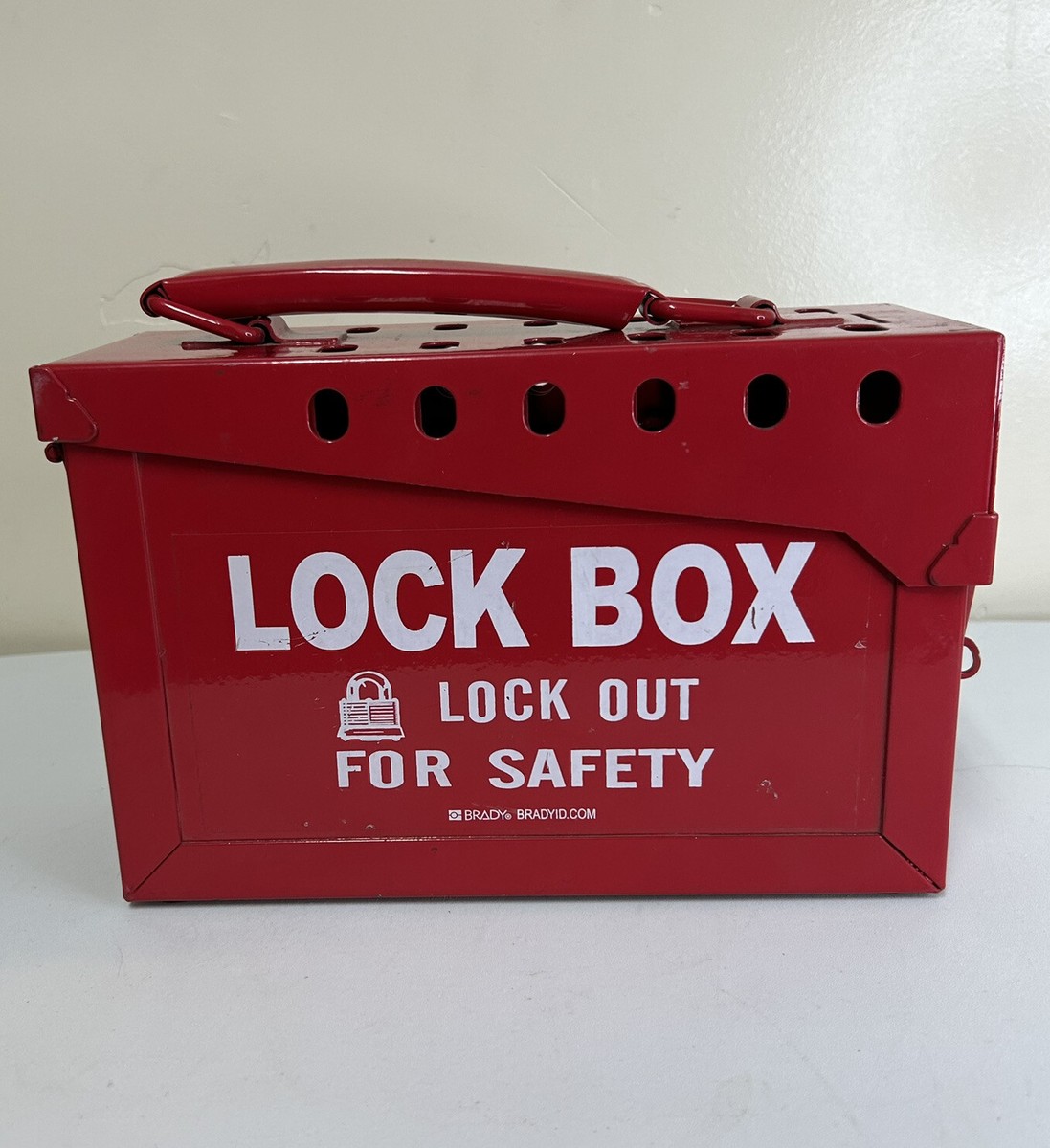 BRADY 65699 Group Lockout Box,13 Locks Max,Red | eBay