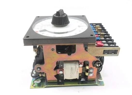 HA46A6R212 MicroFlex Reset Timer 120/240V 60HZ 20HR 15A/10AMP - Image 3 of 4