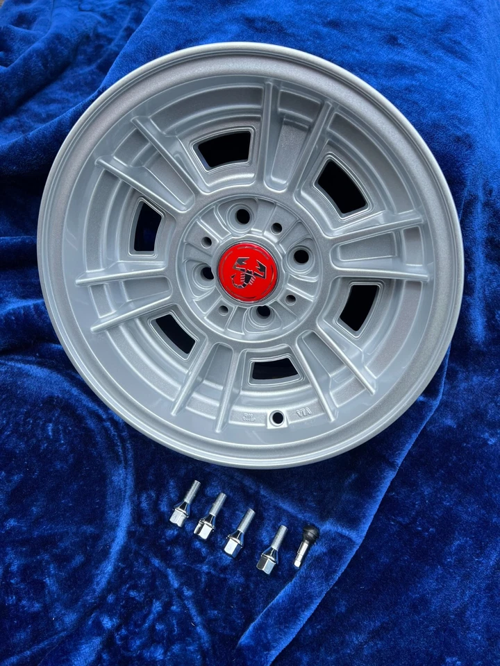 Juego de llantas de aleación 7x13 plateadas Cromodora CD66 réplica Autobianchi Fiat Abarth - Imagen 3 de 3