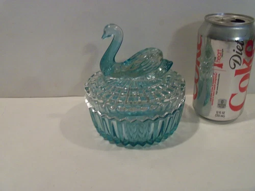 VINTAGE 1940'S JEANNETTE GLASS SWAN ICE BLUE AQUA CANDY, TRINKET DISH