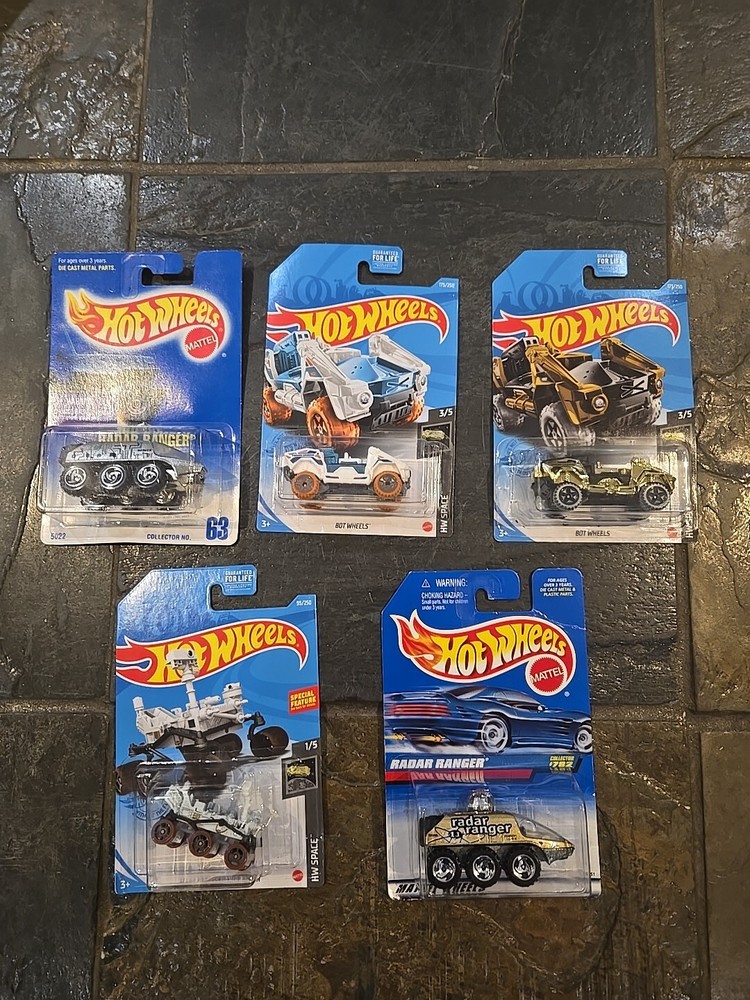 Hot Wheels Mix Lot Of 5 Space Vehicles