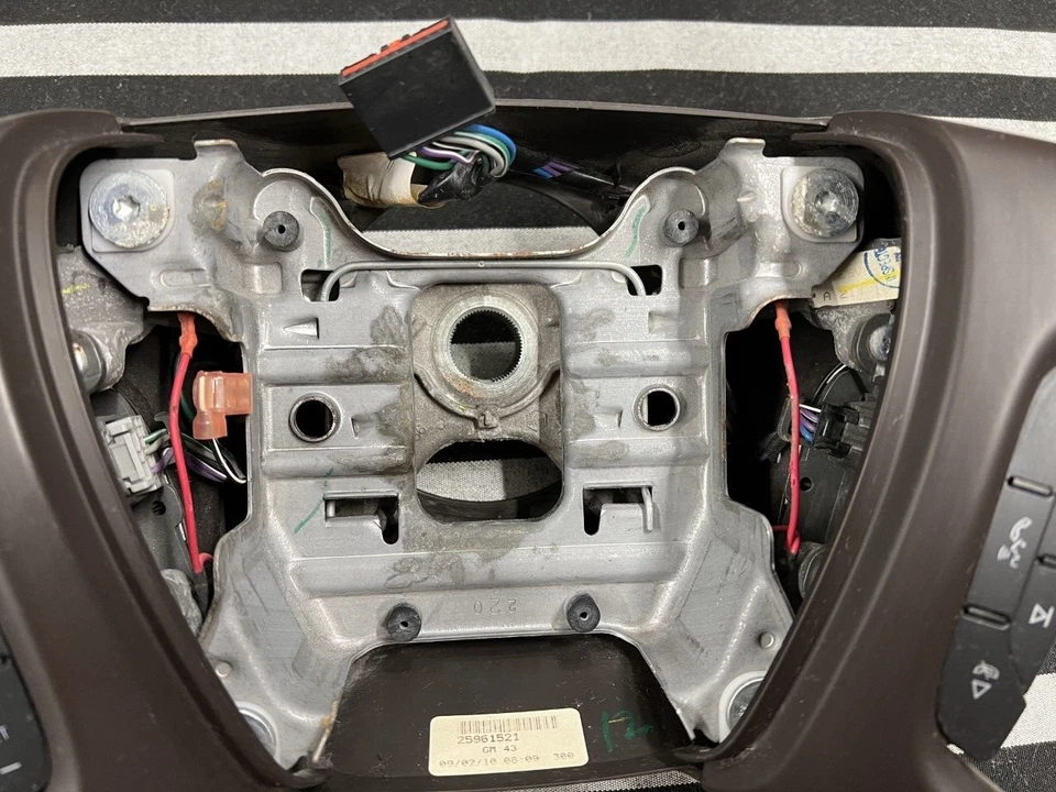 Volante GM 25961521 se adapta 09-12 Buick Enclave Foto 2 de 4