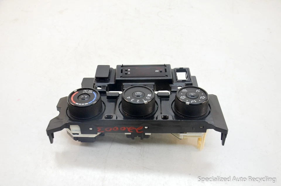 Toyota Matrix 2009 control de temperatura manual especificaciones estándar Foto 4 de 4