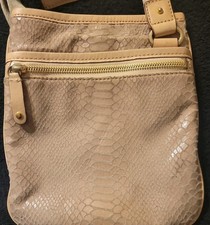 MICHAEL KORS Beige Leather Crossbody Bag Small Zip Pockets Adjustable Strap Used