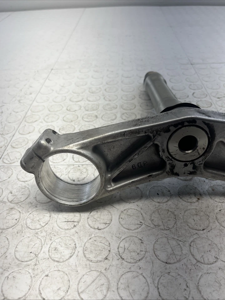 Kawasaki Ninja ZX12R 2002-2005 abrazadera de árbol triple inferior OEM Foto 2 de 4