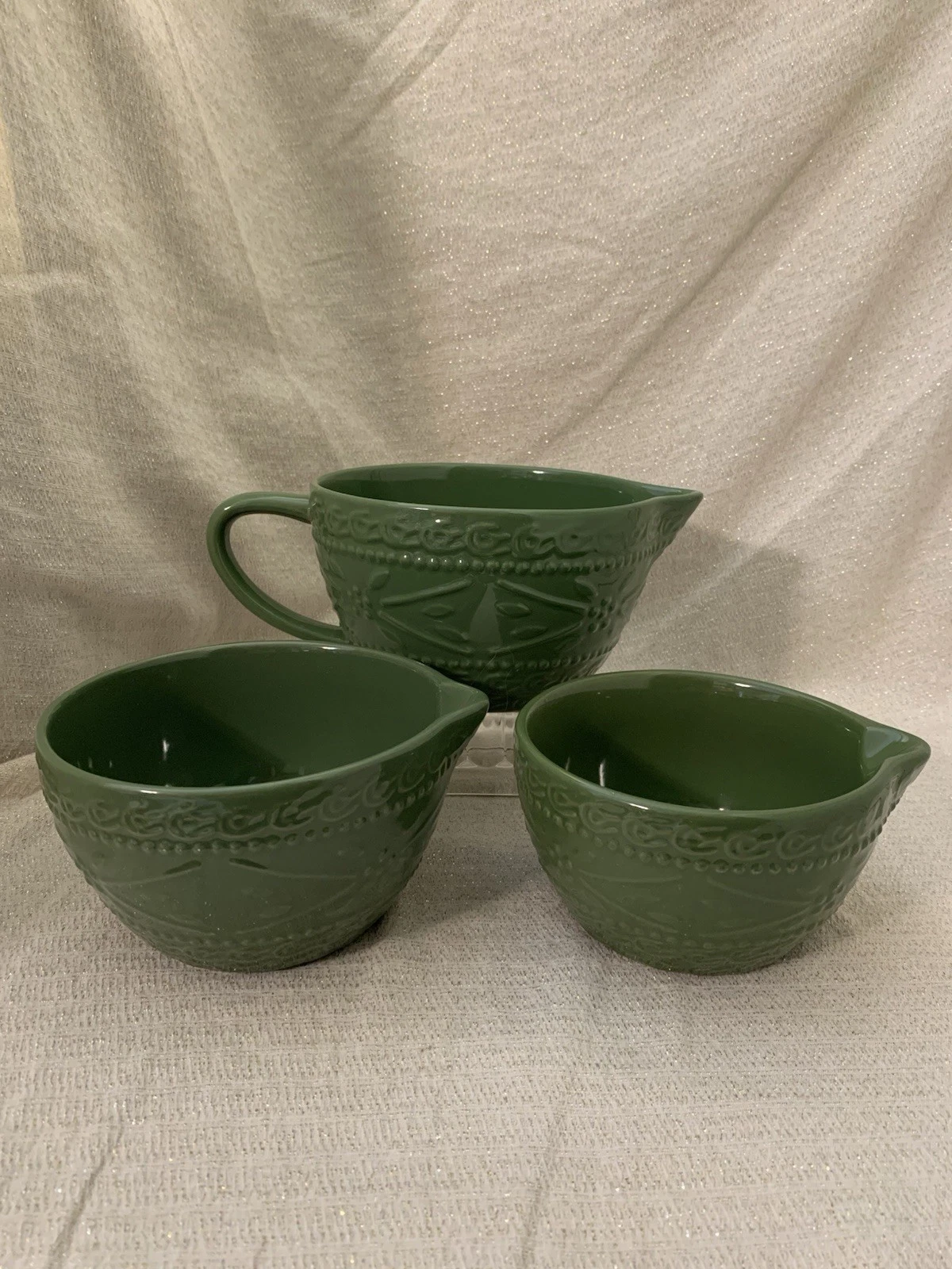 Temptations By Tara Old World Green 3 Piece Nesting Mixing Bowl w/Spout