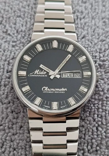 NICE VINTAGE MIDO COMMANDER 8679 CHRONOMETER AUTOMATIC 17 JEWELS SWISS WATCH