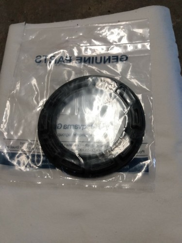Husqvarna 584 43 79-01 lining bearing housing rubber - Picture 3 of 3