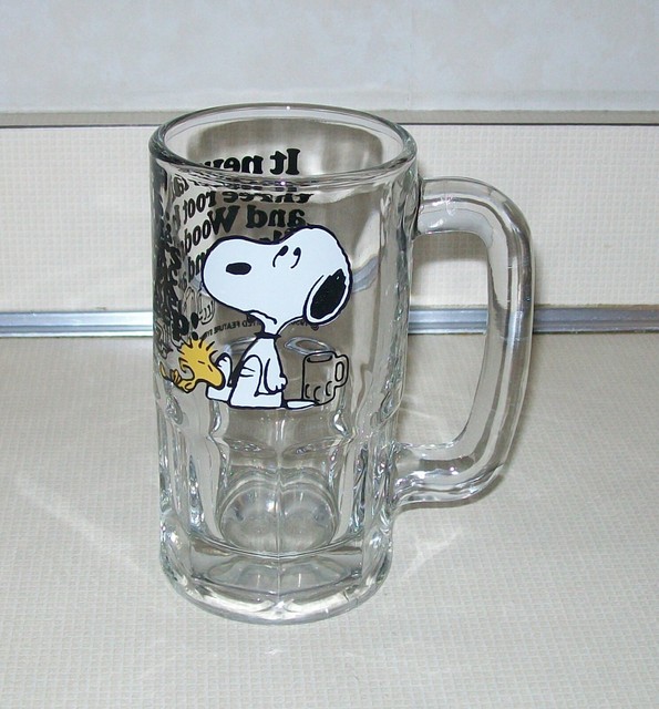 snoopy beer glass