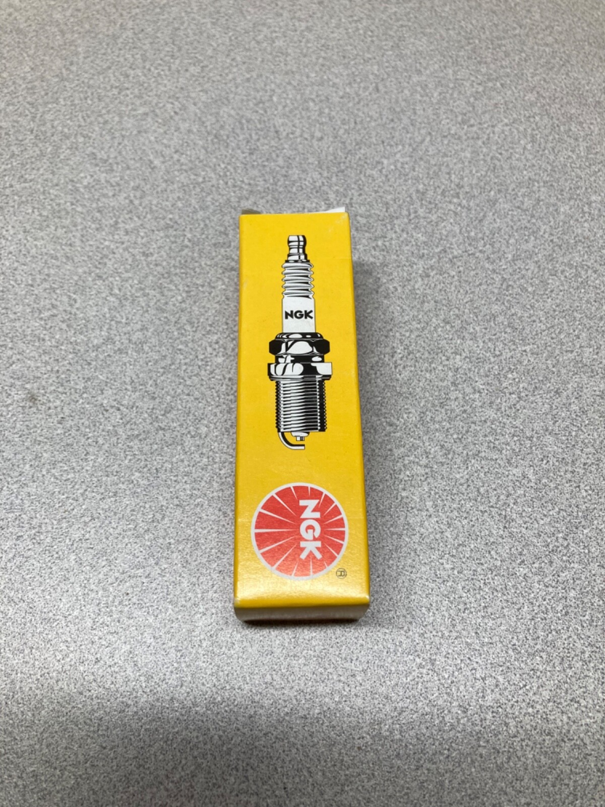 NGK BR9HS-10 Spark Plug NOS