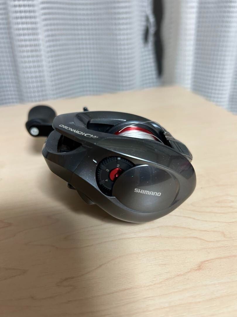 シマノ　CHRONARCH Cl4+ 150HG Shimano 14 Chronarch Ci4 150HG Baitcasting Reel RH Japan for