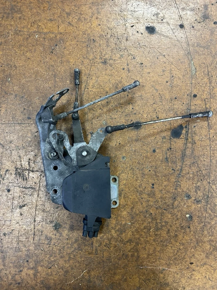 Acoplamiento del acelerador Mercedes-Benz W123 OM617 300TD 300D Foto 2 de 4