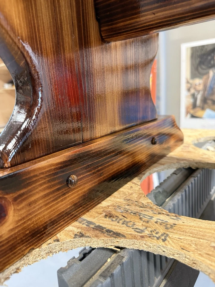 Mesa de cóctel vintage con caballete de pino. ¡¡Hermoso estado!!!  Foto 4 de 4