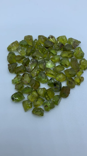 100 Carats Excellent Facet Grade rough Peridot From Tanzania, For lapidary - Video 1 of 1