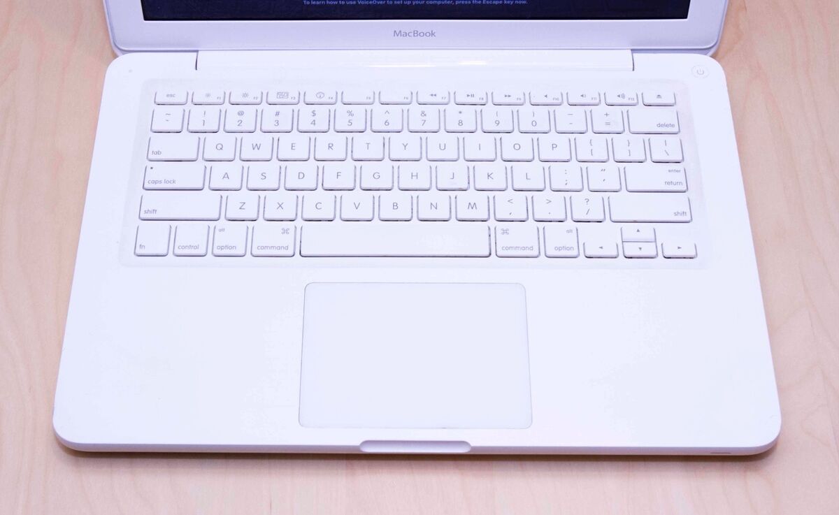 Apple MacBook Unibody 13.3