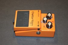 Boss Distortion DS-1 guitar effects pedal SUP...