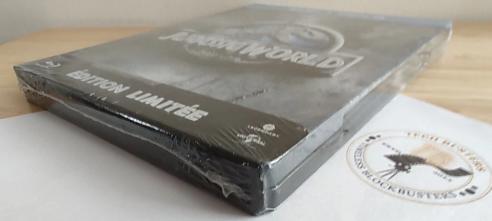 Jurassic World Limited Edition Bluray Steelbook FRENCH/English Audio *LOOSE DISC - Image 2 of 4