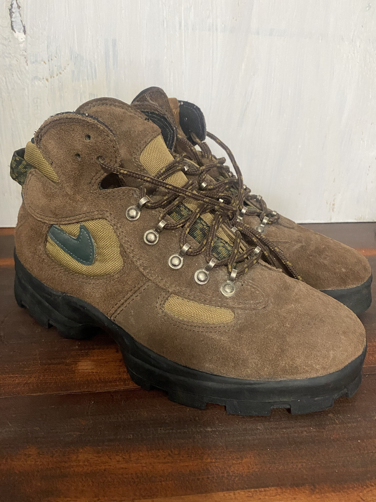 Vintage NIKE Air ACG Regrind Women's 