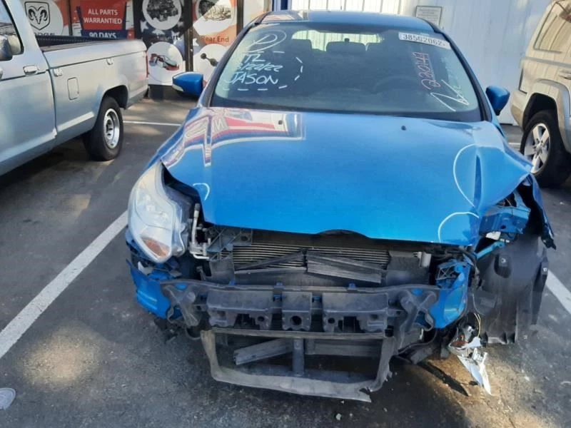 Espejo retrovisor lateral del conductor 12 13 14 Ford Focus señal de alimentación tapa azul CP9Z17683CA  Foto 3 de 4