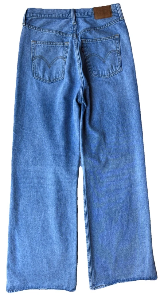 Levi’s Women’s Premium Ribcage Wide Leg Jeans Medium Wash High Rise 28x32 Pants - Image 2 of 4